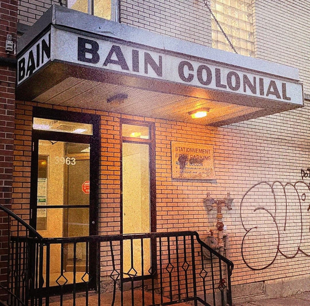 Diving into the Montreal bathhouse Bain Colonial